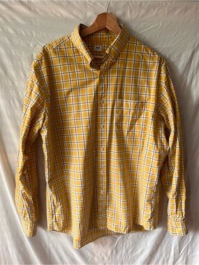 UNIQLO Yellow Plaid Button-Down Shirt (Large)
